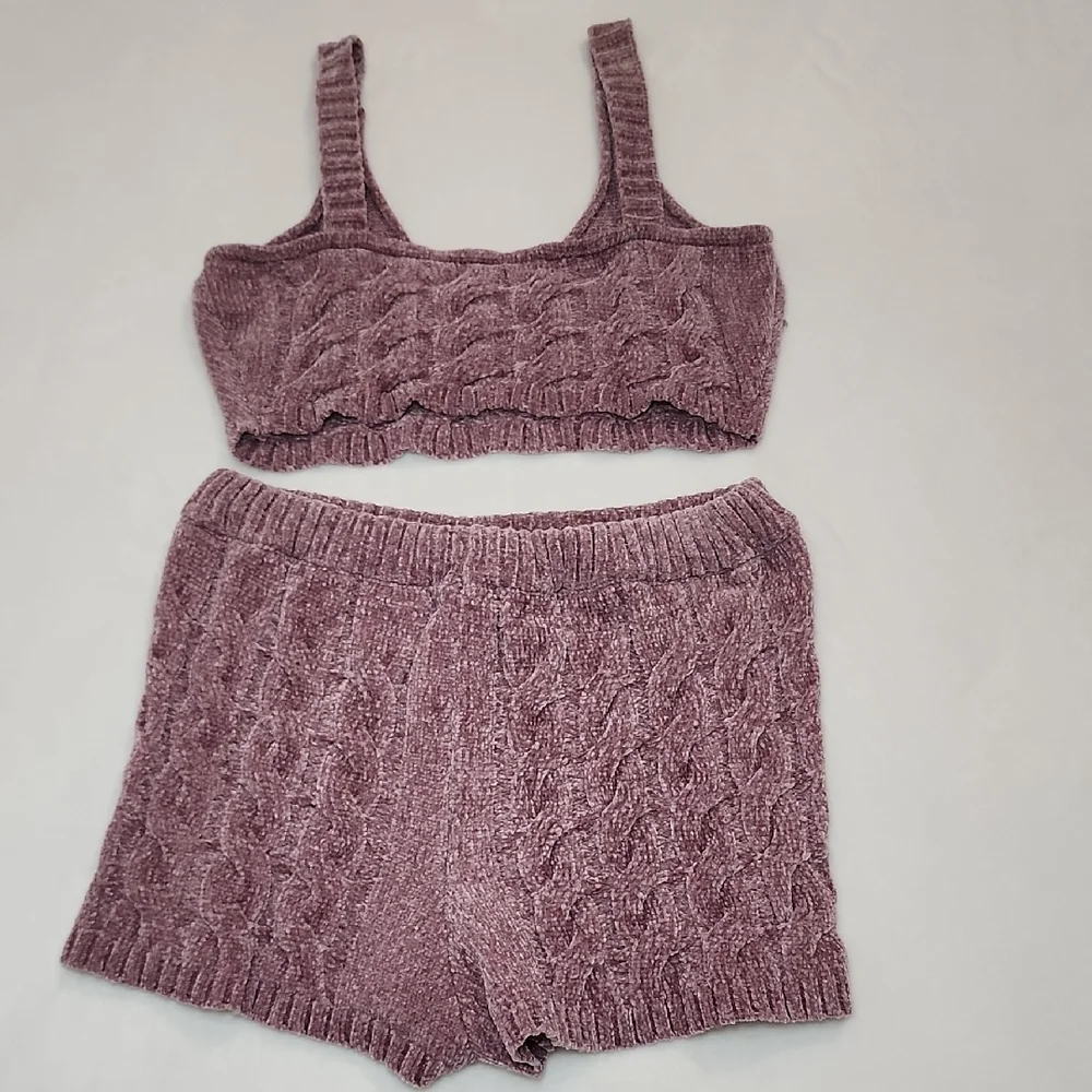 Women's Pink Chenille Crop Top And Shorts M - Picture 4 of 7
